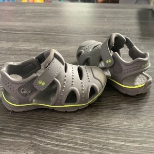 Surprise by Stride Rite Land Water Shoes